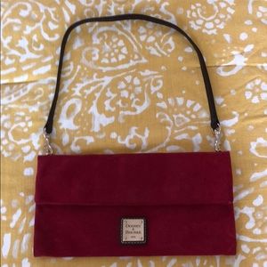 Dooney & Bourke shoulder/clutch